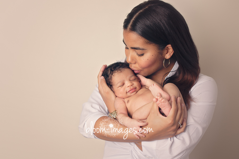 Newborn Baby Photography in Northern VA, photos by Bloom Images by Sylvia Osinski