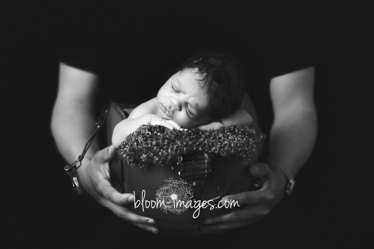 Newborn Baby Photography in Northern VA, photos by Bloom Images by Sylvia Osinski