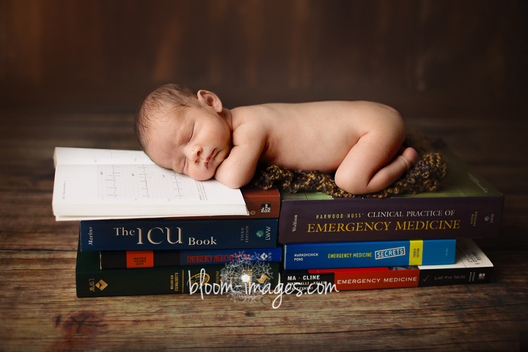 Newborn Photographer in Northern Virginia photography by Bloom Images by Sylvia Osinski