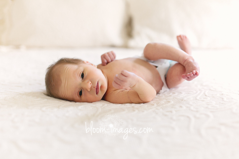 Lifestyle Newborn Baby Photo Session in Northern Virginia