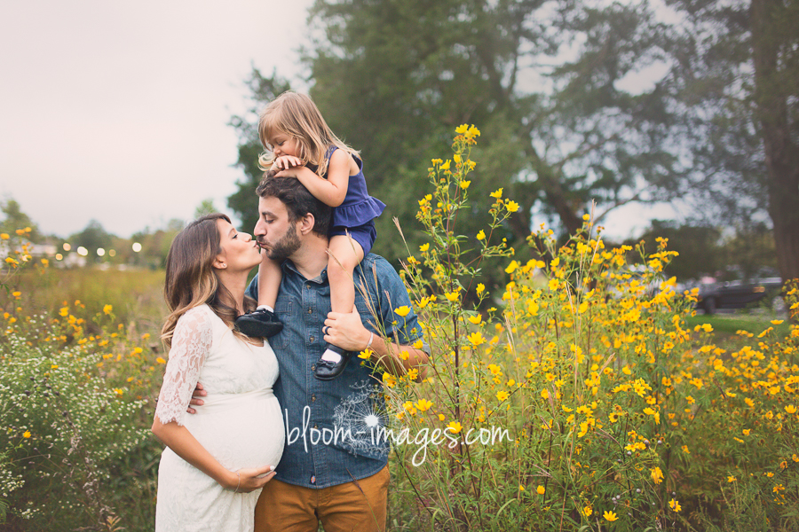 Outdoor-Maternity-Family-Photo-Session-Arlington-Northern-VA