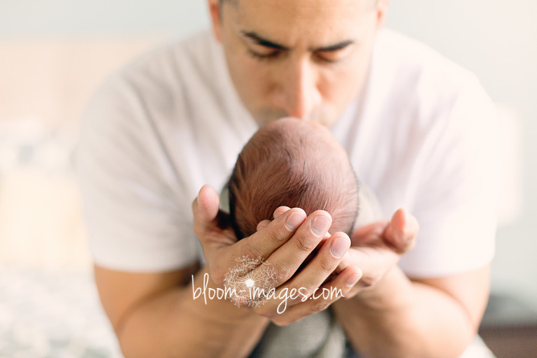 Lifestyle at-home Newborn Photographer in Northern VA