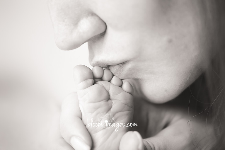 Newborn Photographer Arlington VA Baby Feet