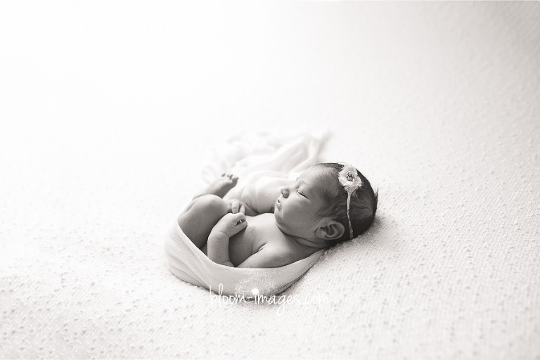 Newborn Baby Photography in Washington DC and Northern VA womb look
