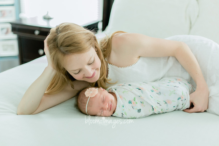 Baby smiling with mom photo in Reston VA